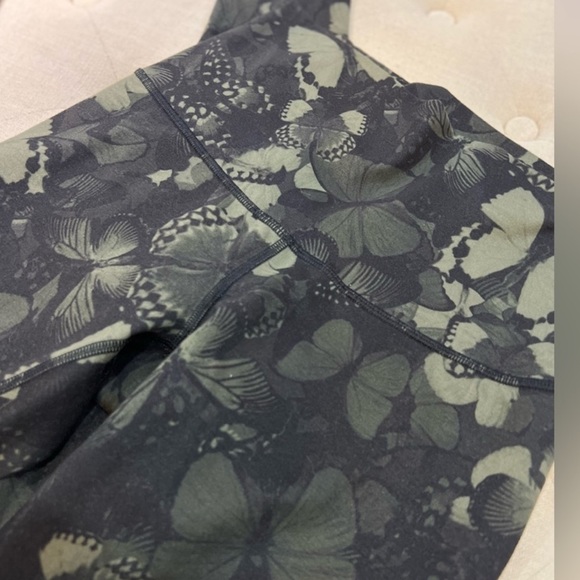 Lululemon Wunder Under High Rise Full-On Luon Retired Pattern “Biggie So Fly” - Picture 5 of 8